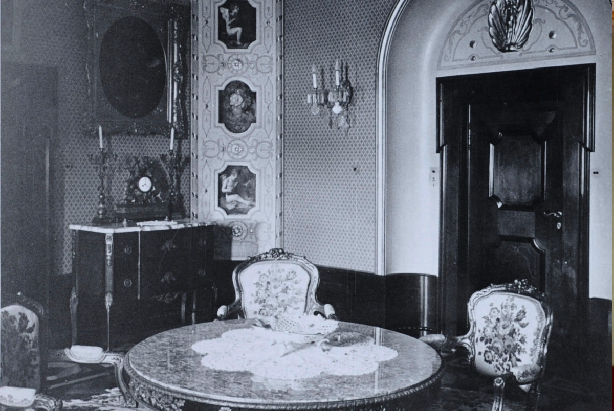 Damensalon, 1920 (SW)